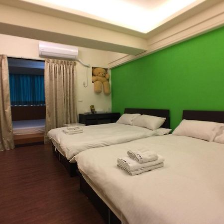 Love Feng Jia Apartment Hotel Taichung Buitenkant foto