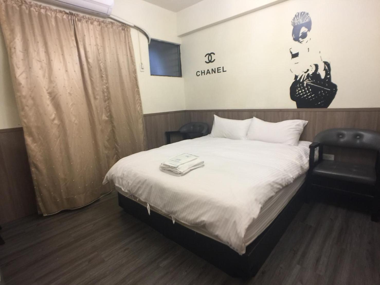 Love Feng Jia Apartment Hotel Taichung Buitenkant foto