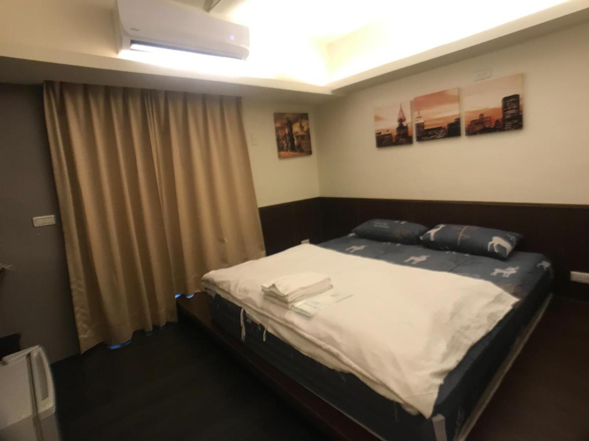 Love Feng Jia Apartment Hotel Taichung Buitenkant foto
