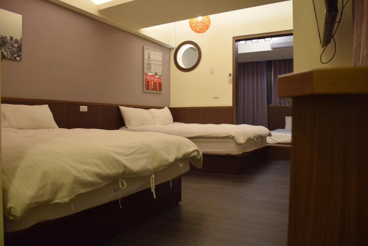Love Feng Jia Apartment Hotel Taichung Buitenkant foto